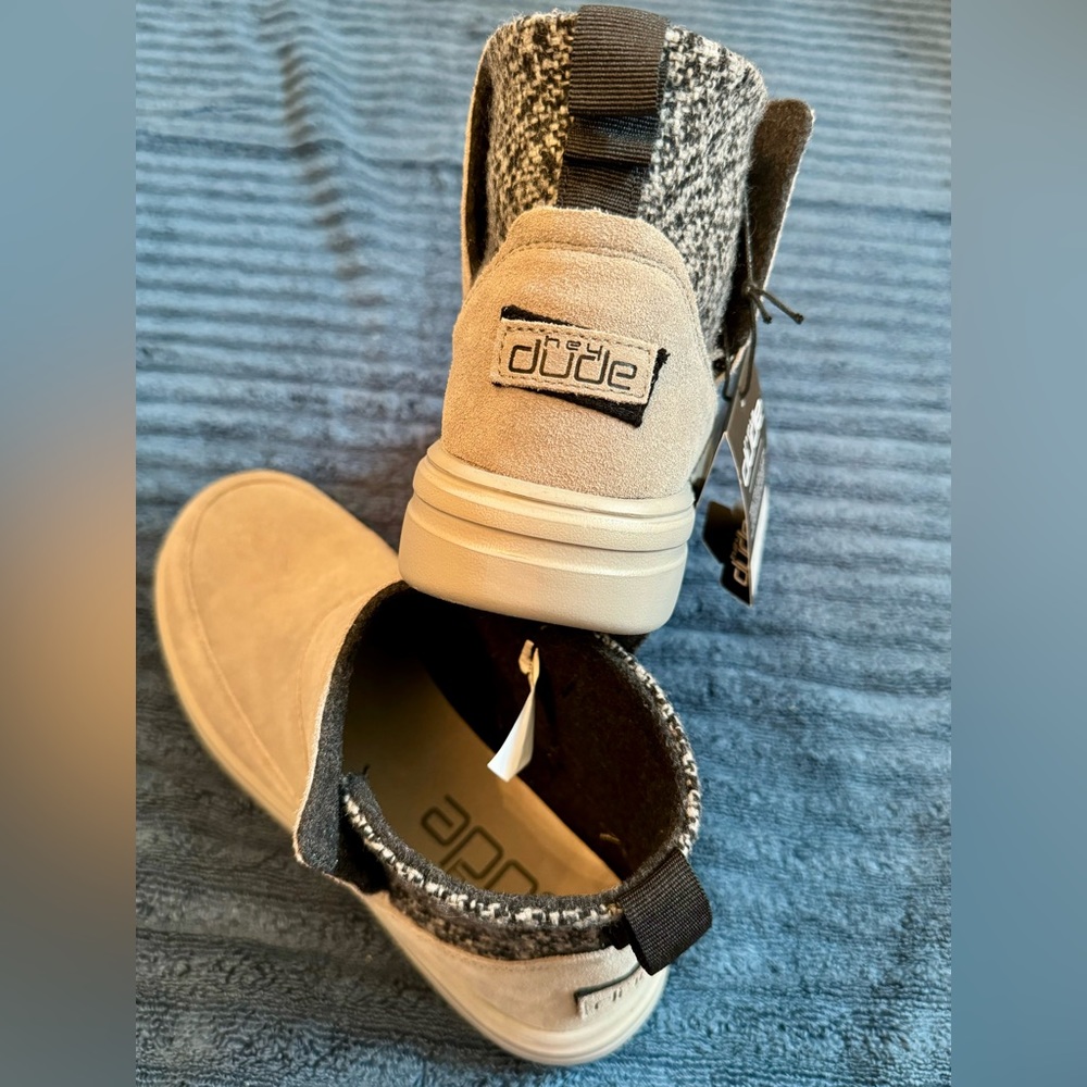 NWT - Hey Dude Mel Suede Womens Boots - Lunar Rock